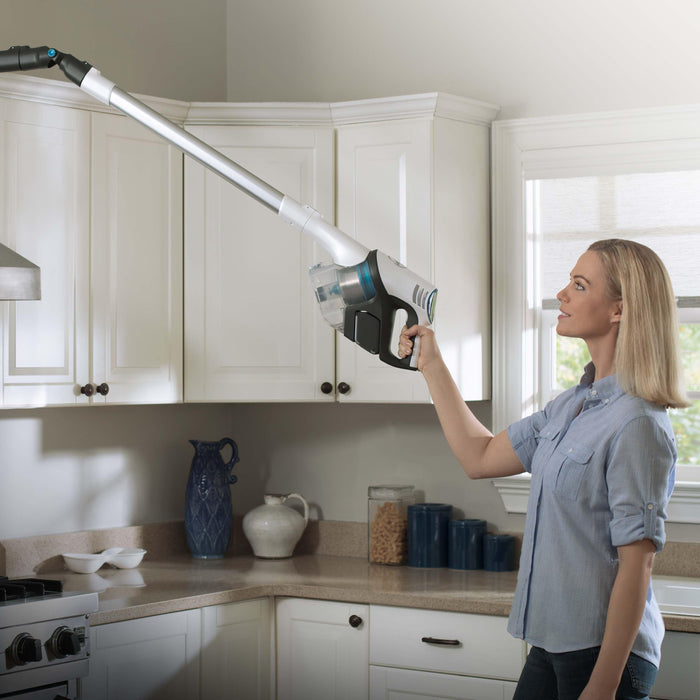 REACT Whole Home Cordless Advantage Stick Vacuum3